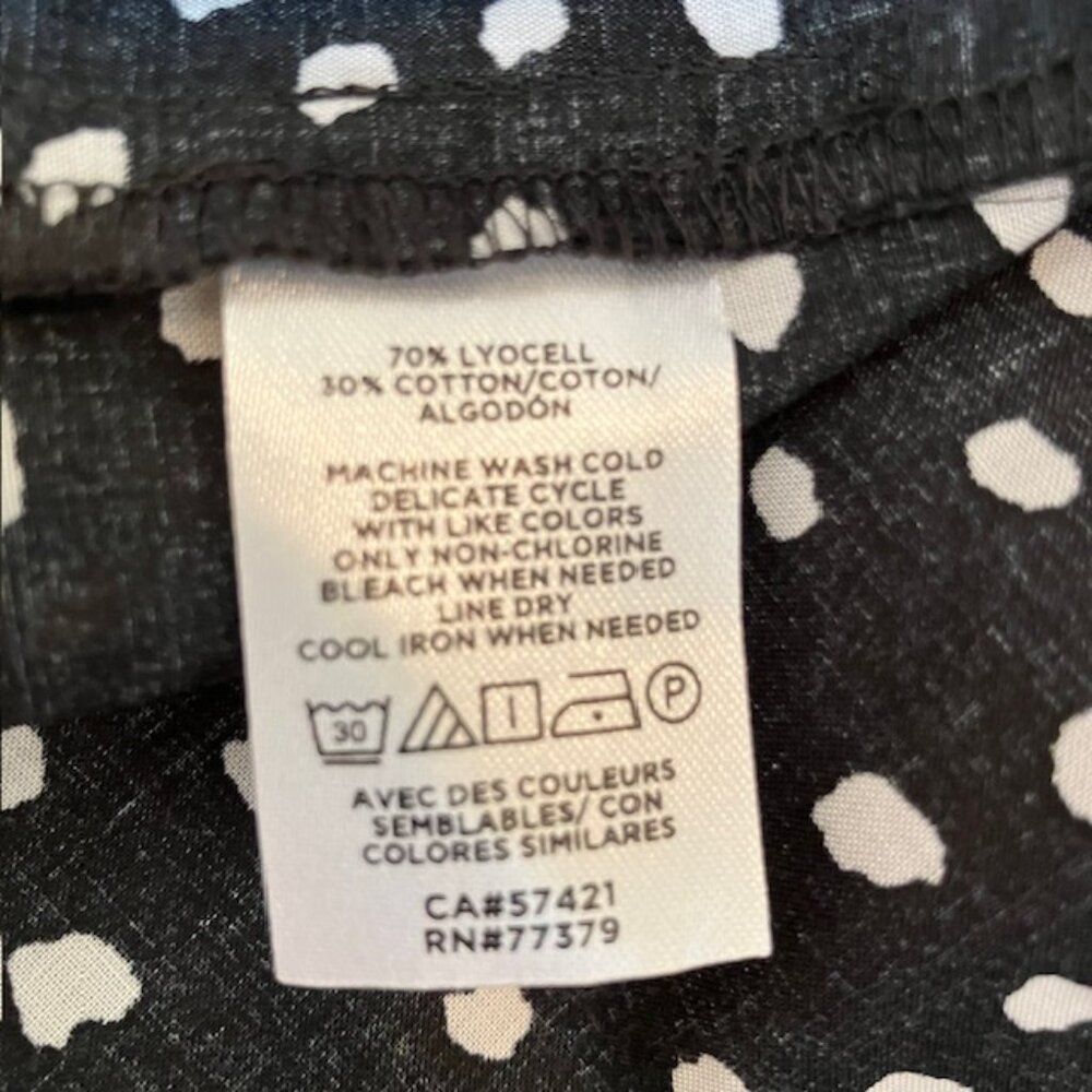 NWT Ann Taylor Black with white dots puff sleeve blouse SP - Picture 4 of 6